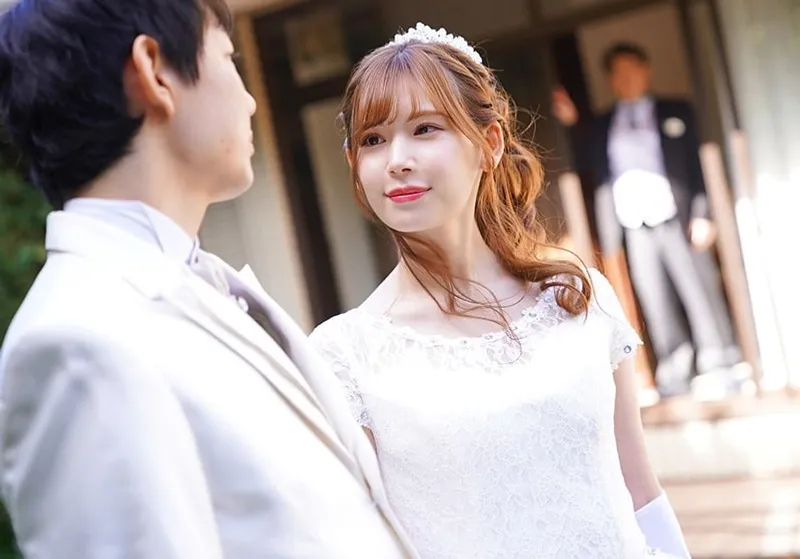 Bố chồng yêu quan hệ vợ của con trai ngay sau lễ cưới của con trai
