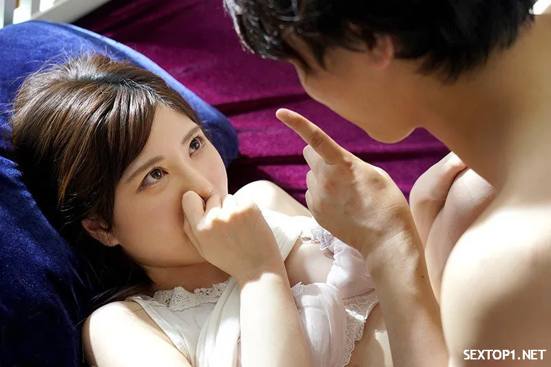 Dẫn bạn về nhà, bị tình nhân luôn cô vợ của mình